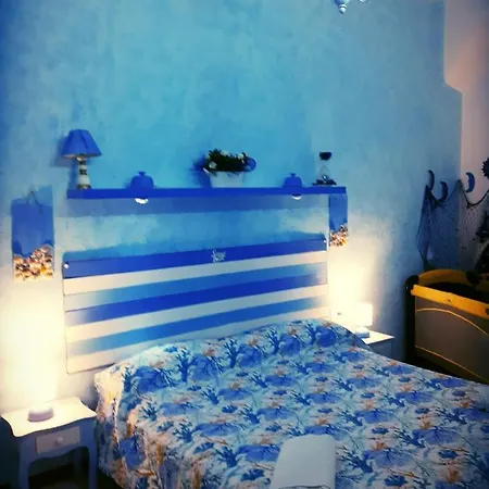 La Maison Des Caprices_ _stazione_5terre Apartment La Spezia